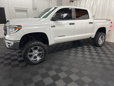 Used 2020 Toyota Tundra SR5 w/ TRD Off-Road Package image 5