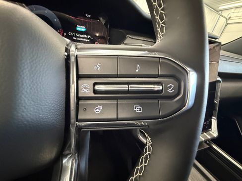 Used 2024 GMC Acadia Denali w/ Super Cruise Package AWD/4WD image 19
