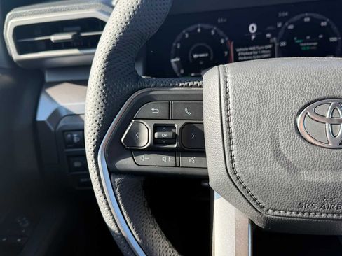 New 2025 Toyota Tacoma TRD Off-Road image 13