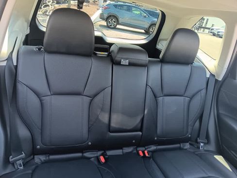 Used 2023 Subaru Forester Touring AWD/4WD image 14