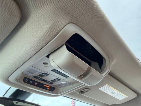 Certified 2017 GMC Acadia SLT image 36