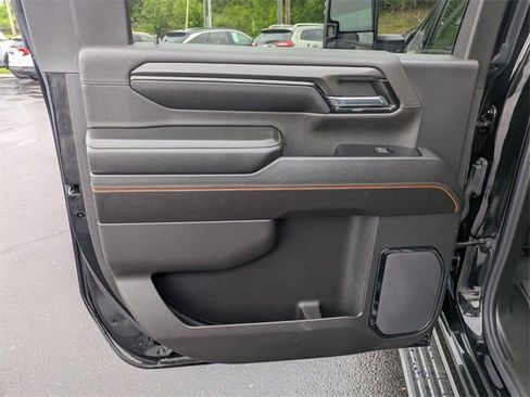 Used 2024 GMC Sierra 2500 AT4 w/ AT4 Preferred Package image 29