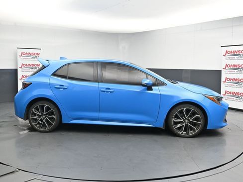 Used 2019 Toyota Corolla XSE FWD image 9