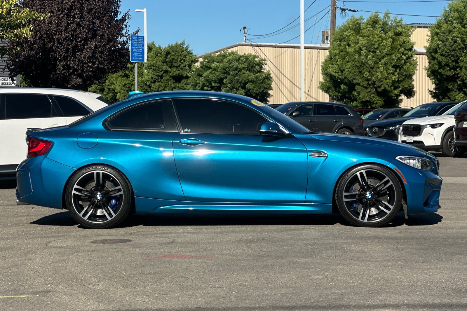 Used 2017 BMW M2 RWD image 3