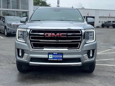 Used 2024 GMC Yukon XL SLT w/ SLT Premium Package AWD/4WD image 10