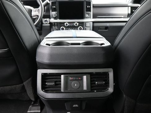 Used 2026 Ford F250 Platinum AWD/4WD image 28