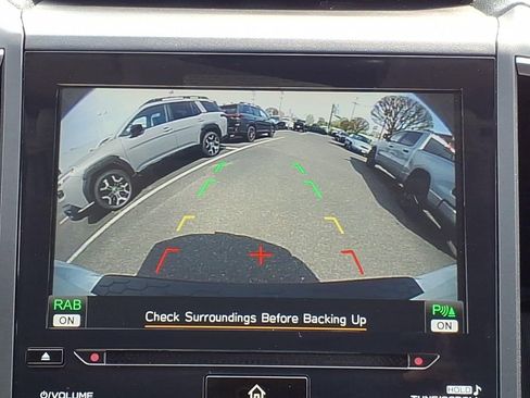 Used 2023 Subaru Crosstrek 2.5i Limited w/ Moonroof Package image 11