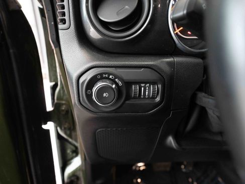 Used 2021 Jeep Wrangler Unlimited Sport w/ Technology Group AWD/4WD image 11