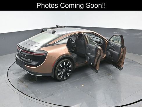 Used 2023 Toyota Crown Platinum AWD/4WD image 14