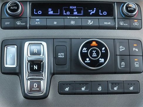 Certified 2022 Hyundai Palisade Calligraphy w/ Winter Package image 24