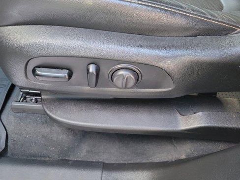 Used 2021 Chevrolet Traverse Premier w/ Redline Edition image 18