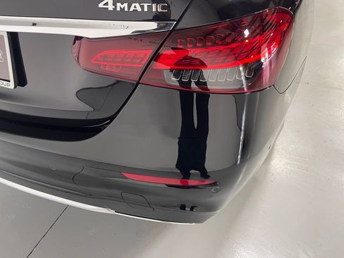 Used 2023 Mercedes-Benz E 350 4MATIC Sedan image 14