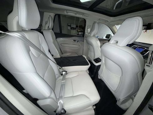 Used 2023 Volvo XC90 T8 Plus w/ Protection Package Premier AWD/4WD image 16