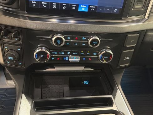 Used 2025 Ford F350 Platinum AWD/4WD image 21
