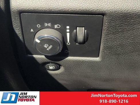 Used 2022 Jeep Grand Cherokee Laredo X AWD/4WD image 24