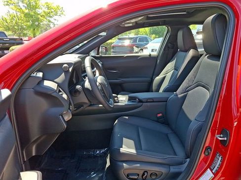 Used 2025 Lexus UX 300h FWD w/ Accessory Package (Z1) image 15