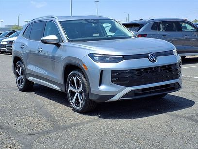 New 2026 Volkswagen Tiguan SE