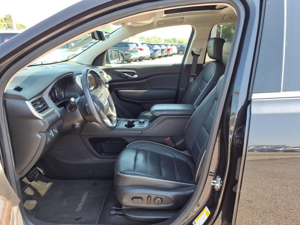 Used 2020 GMC Acadia Denali FWD image 4