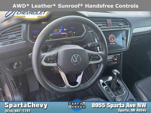 Used 2022 Volkswagen Tiguan SE image 11