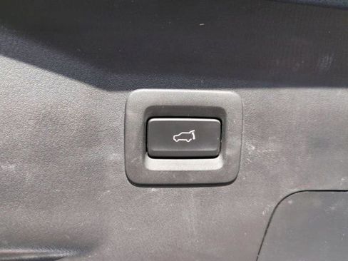 Used 2017 MAZDA CX-9 Signature AWD/4WD image 17