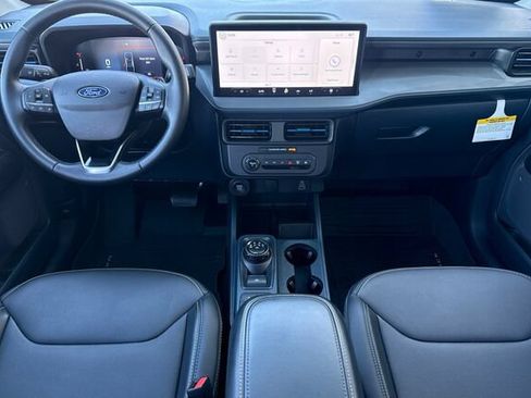 Used 2025 Ford Maverick Lobo AWD/4WD image 13