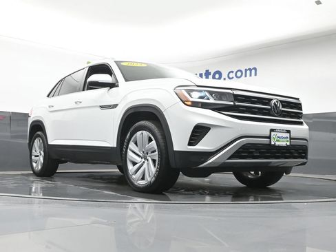 Used 2023 Volkswagen Atlas Cross Sport SE w/ Panoramic Sunroof Package FWD image 29