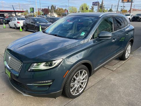Used 2019 Lincoln MKC Reserve w/ MKC Climate Package FWD image 1