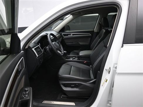 Used 2022 Volkswagen Atlas SE image 9
