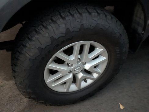 Used 2016 Nissan Frontier SV w/ SV Value Truck Package image 8