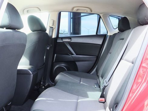 Used 2013 MAZDA MAZDA3 i Touring image 29