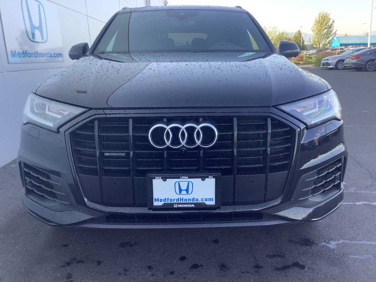 Used 2021 Audi Q7 3.0T Premium Plus w/ Premium Plus Package AWD/4WD image 9