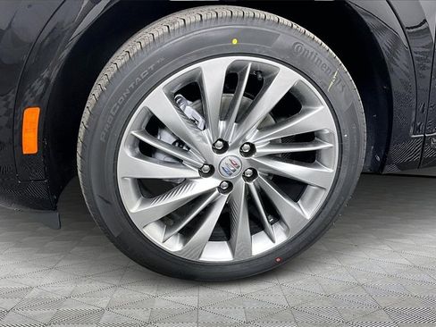 New 2026 Buick Envision Avenir image 13