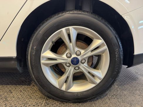 Used 2014 Ford Focus SE FWD image 31