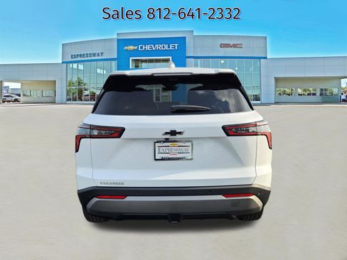 New 2026 Chevrolet Equinox LT w/ Safety and Technology Package FWD image 4