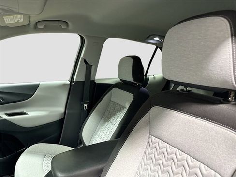 Used 2023 Chevrolet Equinox LS w/ LS Convenience Package image 21