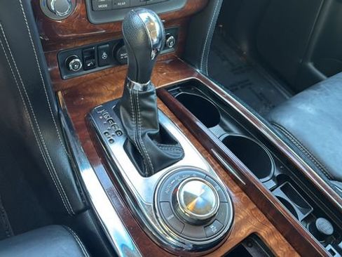 Used 2017 INFINITI QX80 4WD w/ Deluxe Technology Package image 29