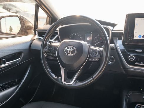 Certified 2025 Toyota Corolla SE w/ SE Package FWD image 17