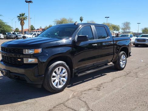 Used 2021 Chevrolet Silverado 1500 Custom image 4