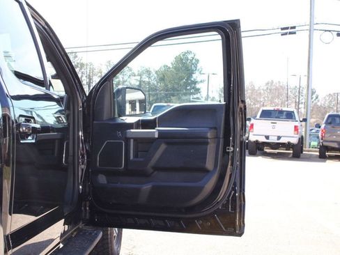 Used 2018 Ford F150 Raptor w/ Equipment Group 802A Luxury image 37