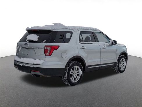 Used 2019 Ford Explorer XLT w/ Class III Trailer Tow Package image 3