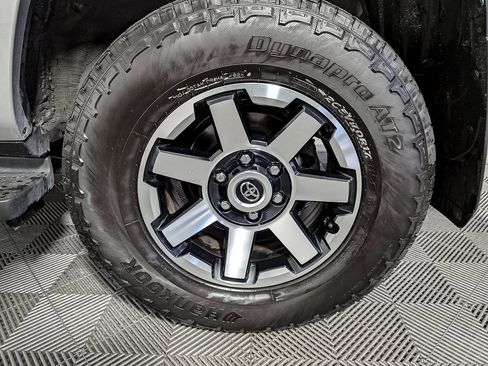 Used 2023 Toyota 4Runner TRD Off-Road image 46