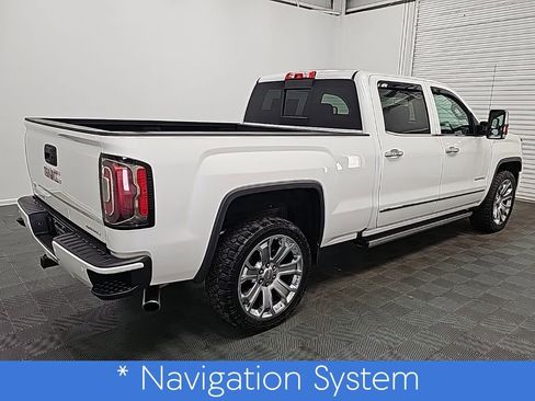 Used 2018 GMC Sierra 1500 Denali w/ Denali Ultimate Package image 9