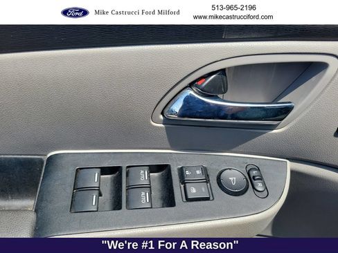 Used 2016 Honda Odyssey Touring Elite image 25