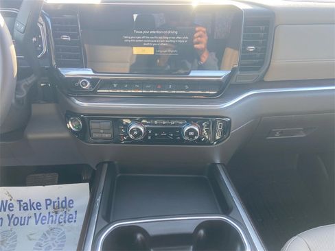 New 2026 GMC Sierra 2500 SLT w/ SLT Premium Package image 11