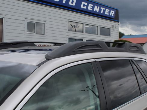 Used 2015 Subaru Outback 2.5i Limited AWD/4WD image 13