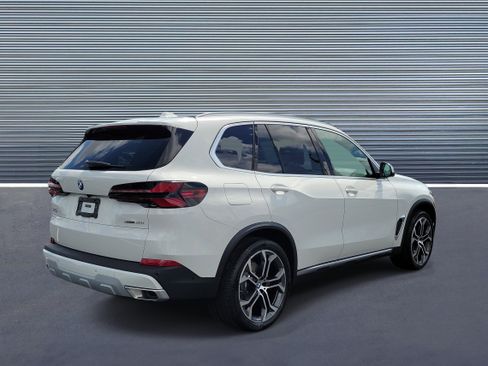 New 2026 BMW X5 sDrive40i w/ Climate Comfort Package RWD image 3