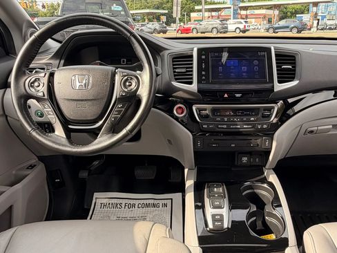 Used 2016 Honda Pilot Touring image 21