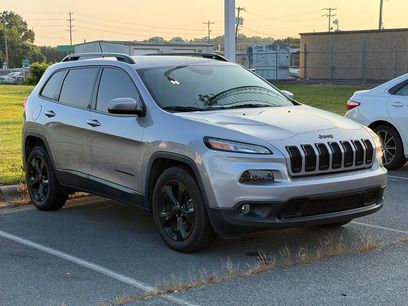 Used 2018 Jeep Cherokee Latitude w/ Altitude Package