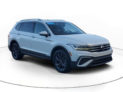 Certified 2023 Volkswagen Tiguan SE w/ Panoramic Sunroof Package