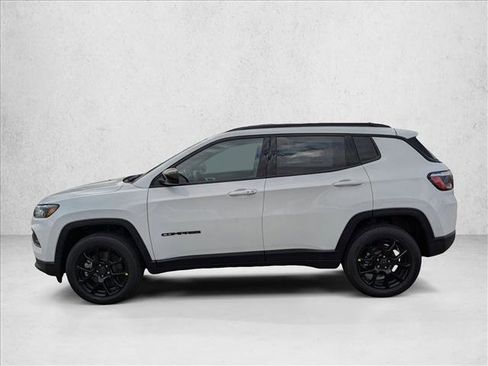 New 2026 Jeep Compass Latitude image 5
